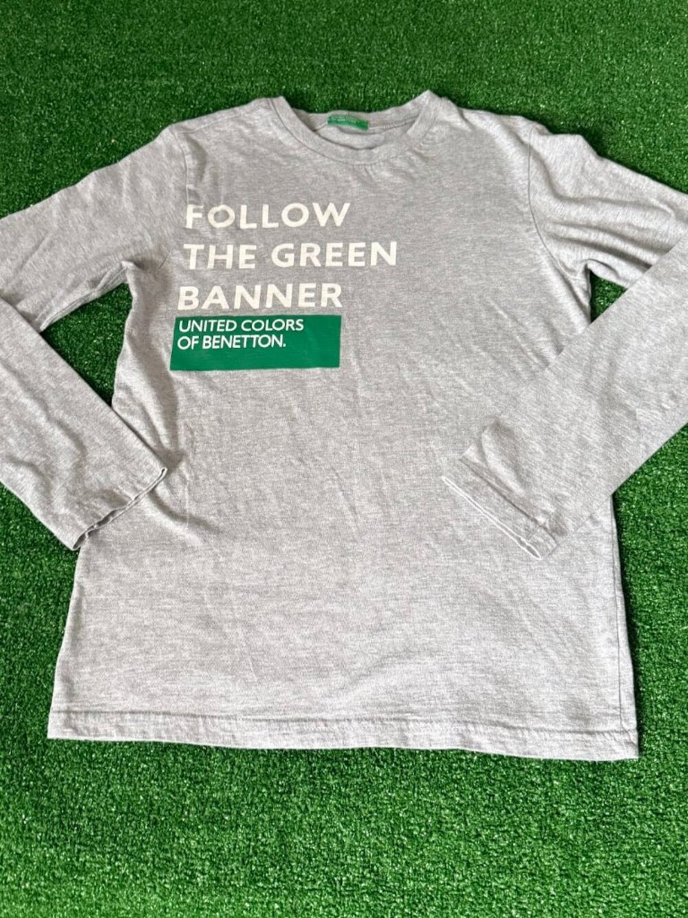 United Colors of Benetton Kids Gray Long Sleeve T-Shirt  XL "Follow The Green"